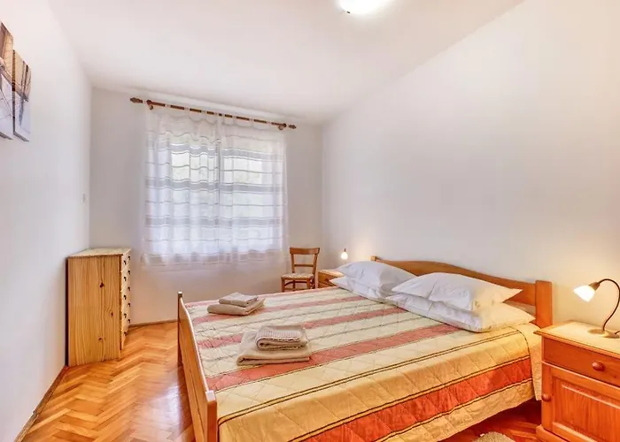 Διαμέρισμα Sucic *