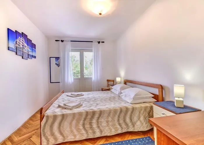 Διαμέρισμα Sucic *